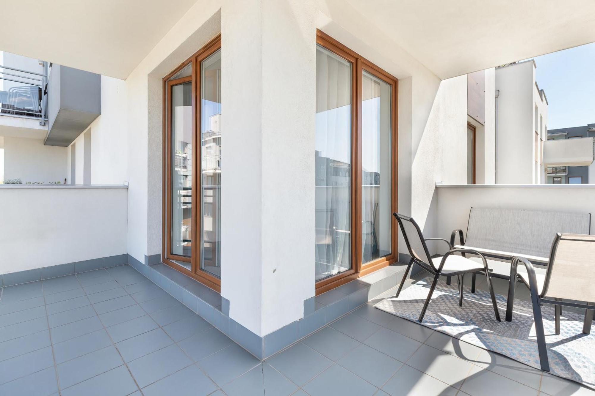 Jasny & Przestronny Apartament Z Balkonem I Parkingiem By Rent Like Home Gdynia Exterior photo